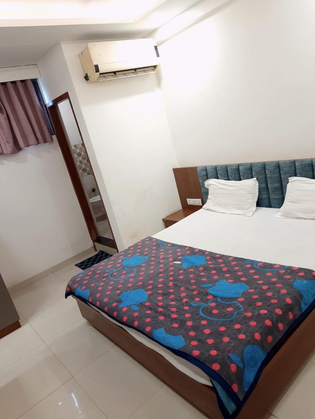 Hotel Murlidhar Rooms Kāsandra Exterior foto